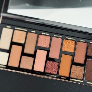 BRAND NEW IN BOX  Too Faced Born This Way The Natural Nude Palette